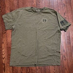 Under Armour Green Short Sleeve Tee